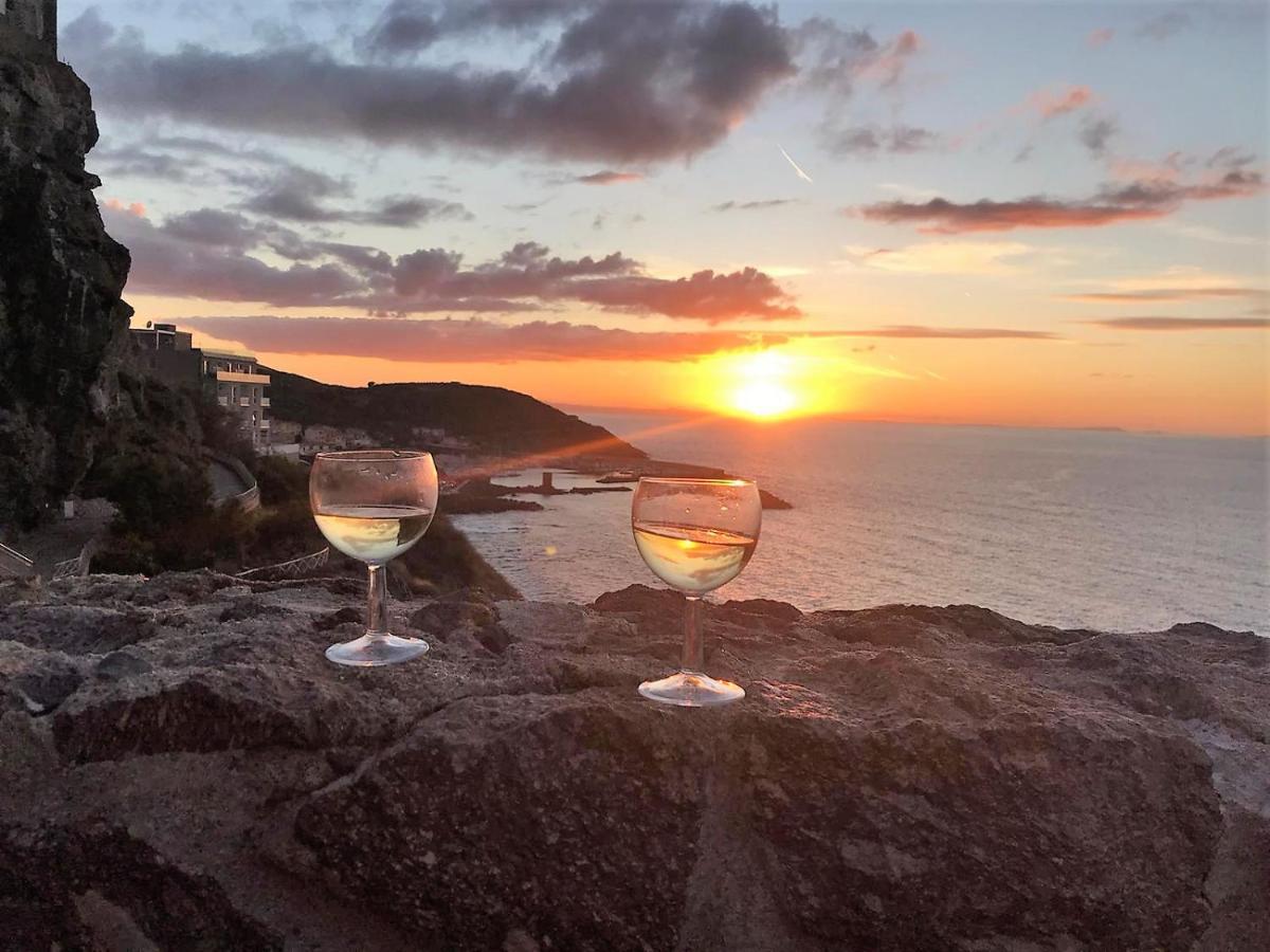 “Cielo E Mare”, Casetta Nel Cuore Del Borgo Antico / “Sky & Sea”, Charming In The Heart Of Old Village Castelsardo Exterior foto